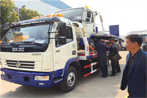 广汉汽车道路救援拖车价格